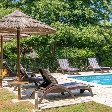 Gorgeous In Labin With Wifi Holiday home
